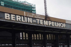 berlin-tempelhof-2009 agnes laube